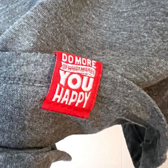 Johnny Cupcakes VOTE Graphic T-Shirt Women’s L Gray Slim Fit Crewneck - Picture 7 of 7